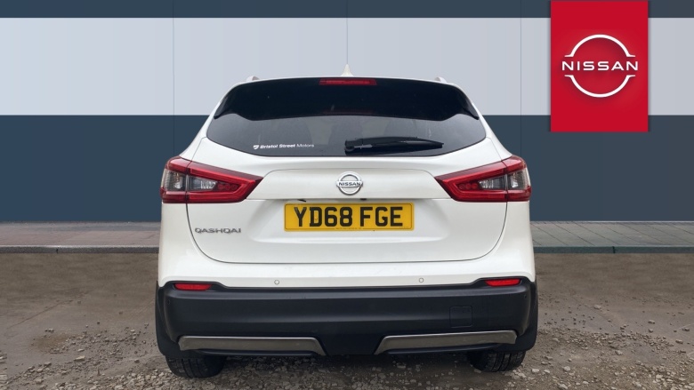 Nissan Qashqai 1.2 DiG-T N-Connecta 5dr Petrol Hatchback